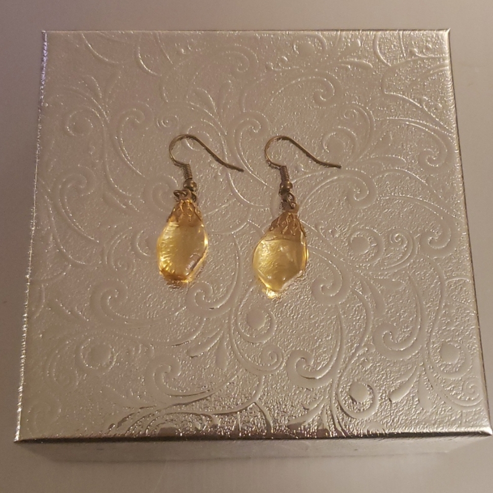 Vintage stone drop dress earrings
